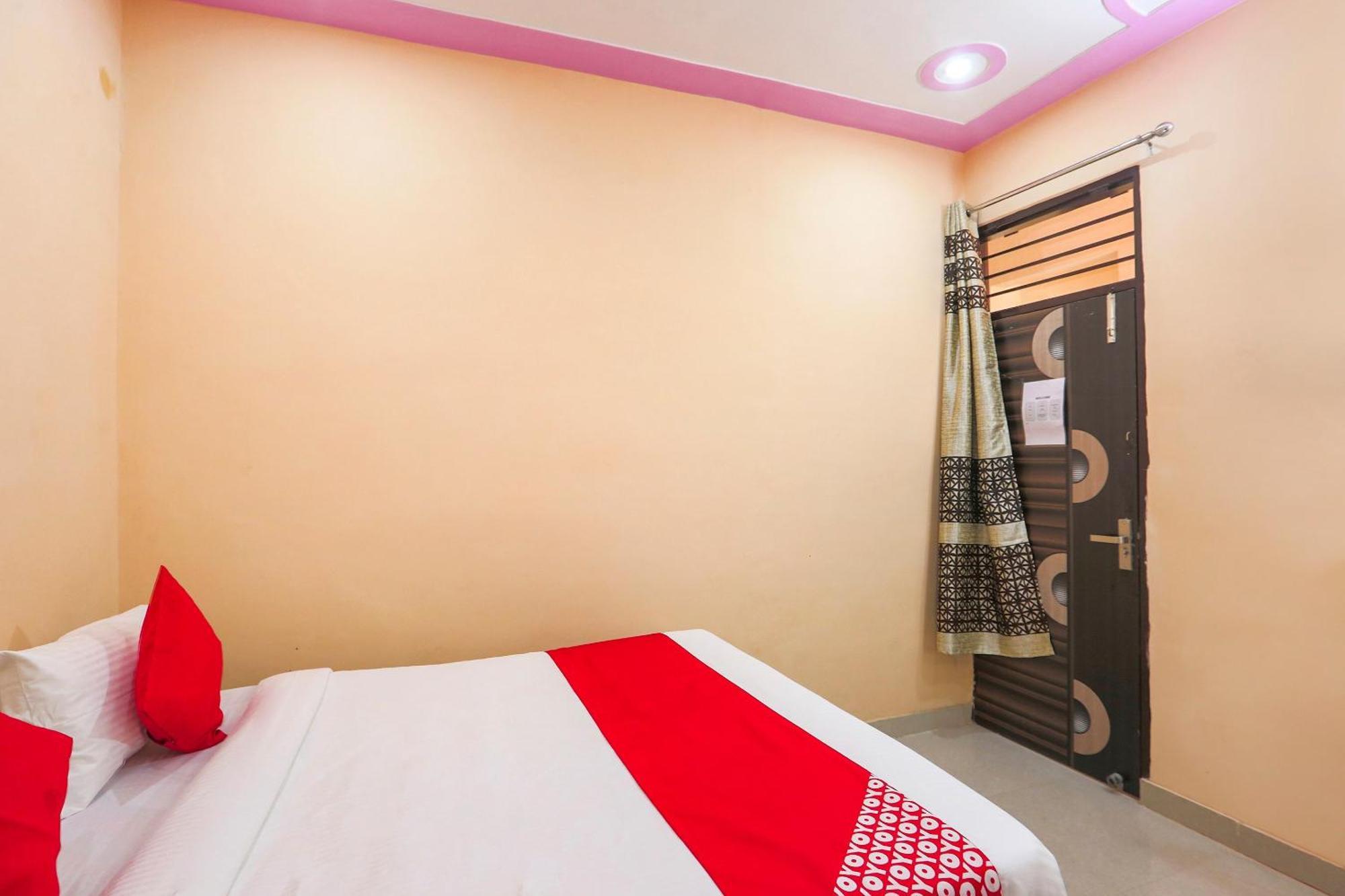 Hotel O Royal Villa Gurgáon Kültér fotó